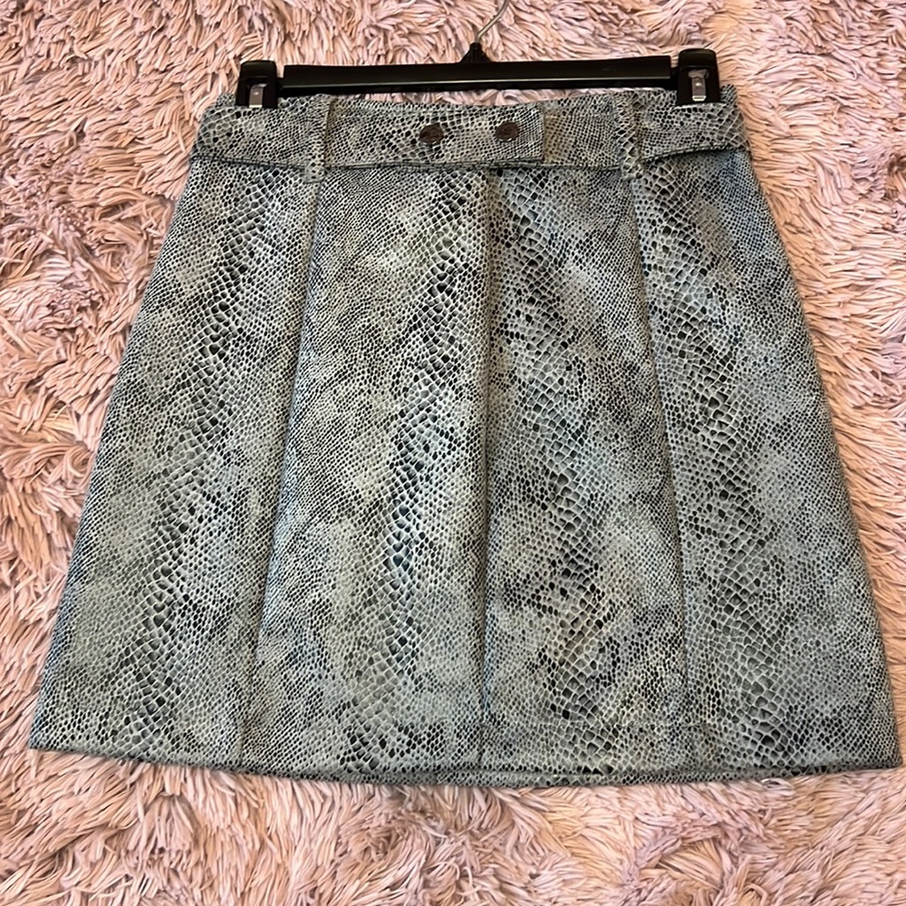 snake patterned skirt w/ matching belt